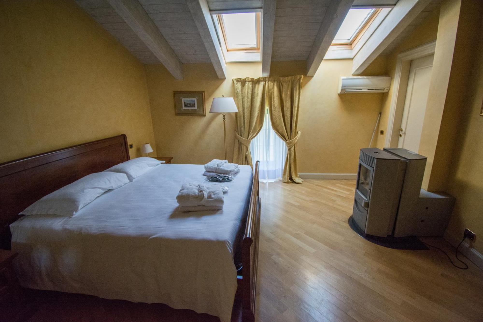 Relais La Colombara Spa & Wellness Travo ภายนอก รูปภาพ